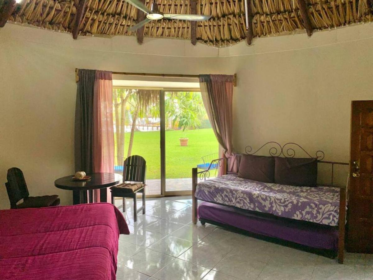 Bungalow Casita Carolina Bacalar Luaran gambar